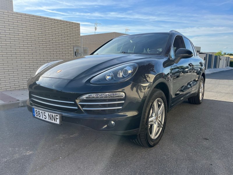 Porsche Cayenne 2014 - foto 1