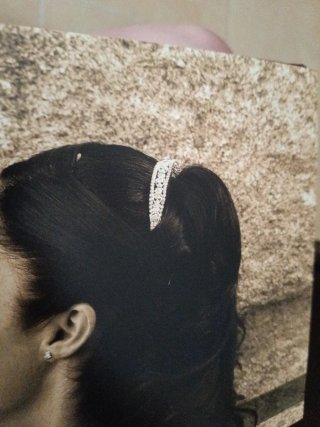 Tiara de novia con pedrería