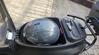 Mitt Alpha 125cc Negra con Rojo