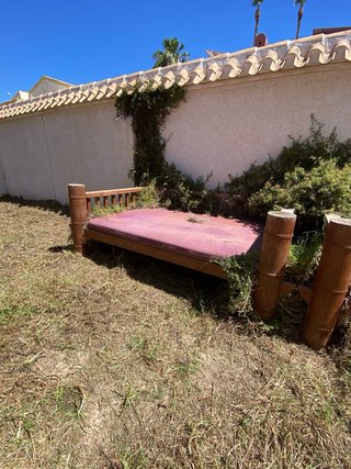 3 Camas balinesas de madera
