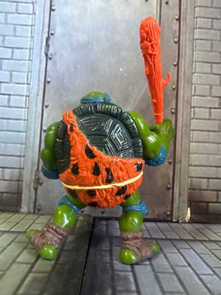 Figura TMNT Leonardo con Garrote