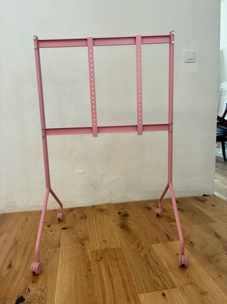Soporte TV Móvil Rosa Nuevo