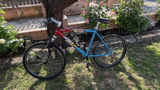 Bicicletas de montaña: Romester, BH y Megamo.
