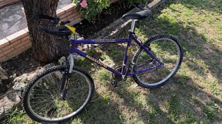 Bicicletas de montaña: Romester, BH y Megamo.