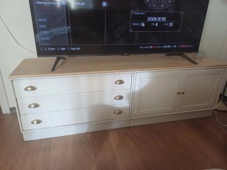 Mueble TV madera blanco y marrón