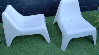 2 Poltrone da esterno bianche in plastica