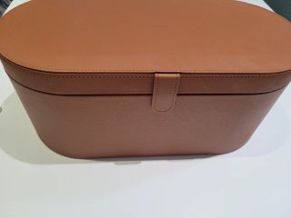 Estuche Dyson Airwrap con accesorios