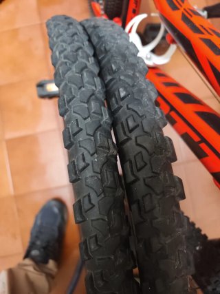 Neumático 24 x 1.75