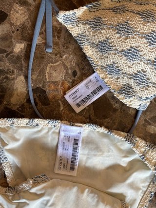 Bikini Oysho Beige y Azul sin usar