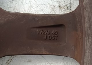 5202563 r17 llanta toyota avensis cross sport