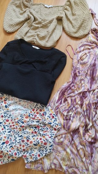 Lote 4 Ropa: Mango, Stradivarius, Springfield