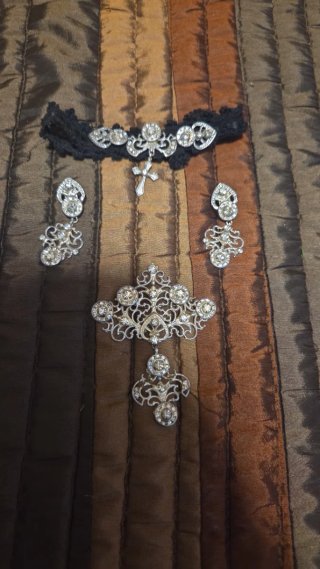Conjunto de aderezos Alicantina niña