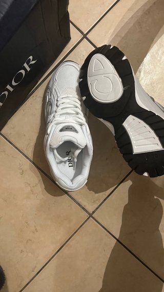 Scarpe da ginnastica bianche e argento