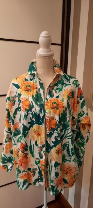 Camisa Uterqüe floral