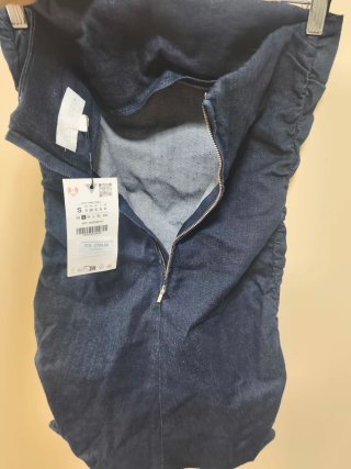 Vestido denim strapless fruncido