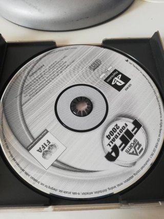 FIFA Football 2004 PS1 (PlayStation 1)