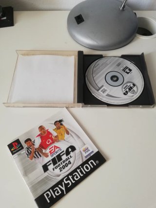FIFA Football 2004 PS1 (PlayStation 1)