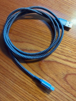 Cables iPhone USB-C y Lightning