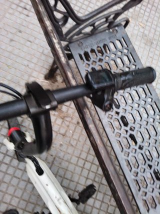 Bicicleta Eléctrica Blanca
