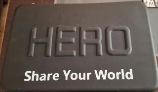 GoPro Hero 7 Black + Baterías + Accesorios