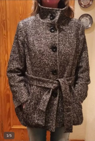 Chaquetón jaspeado con cinturón talla 44