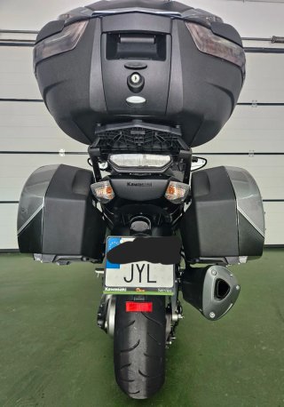 Kawasaki GTR1400 Touring Gris Plata unico dueño