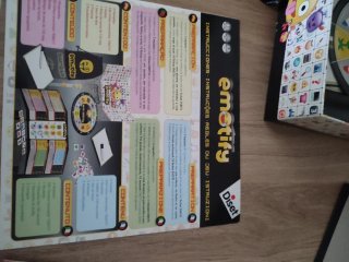 Juego de mesa Emotify