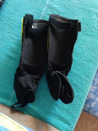 Rodilleras Fútbol Kelme Amarillas dos veces usadas