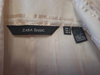 Blusa Zara Basic cruzada volantes L
