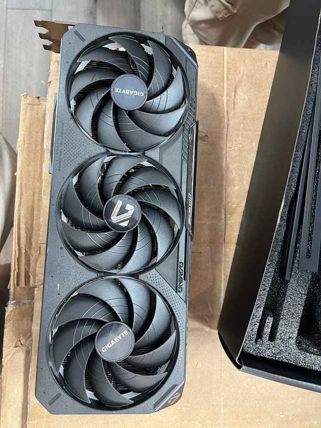 GIGABYTE GeForce RTX 5070 Ti Gaming OC 16G#122589