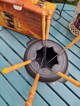 Set Fondue Hierro Fundido con Pinchos