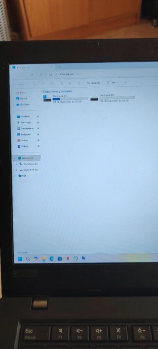 Portátil Lenovo Core i7 8va Gen 16GB RAM