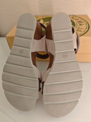 Sandalias  Cuña Panamá Jack Beige