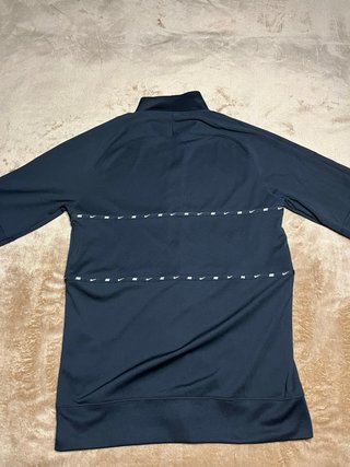 Chaqueta Nike Dri-FIT Negra – Training / Sportwear