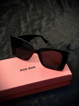Gafas de Sol Miu Miu Mujer Negras y Rosas