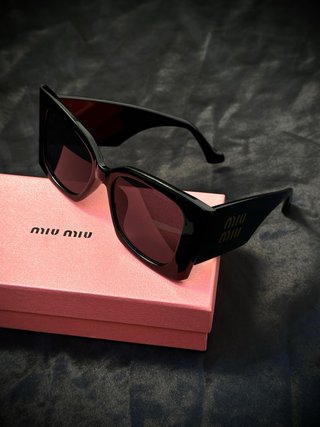 Gafas de Sol Miu Miu Mujer Negras y Rosas