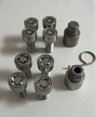 TORNILLOS ANTIRROBO AUDI VW GOLF SEAT VW T4T5 T6.1