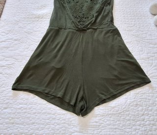 Mono corto Calzedonia verde militar