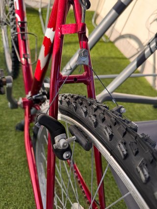 Bicicleta de Montaña OTEC Shimano Roja muy cuidada
