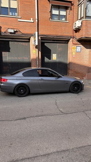 BMW e92 320i