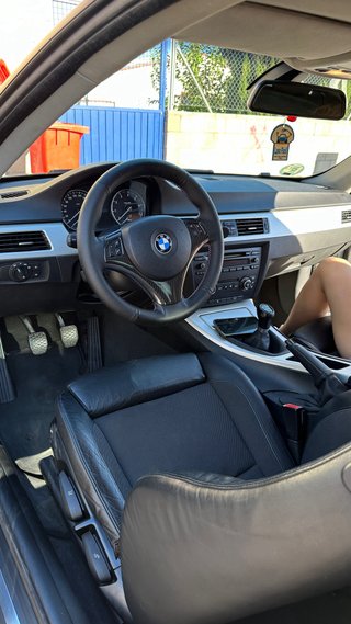BMW e92 320i