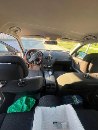 Mercedes-Benz c 200 2008