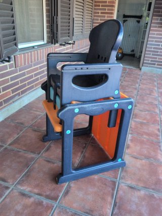 Mesa y silla infantil de plástico Jane