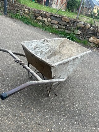 Carretilla de obra metálica