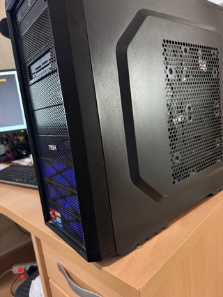 ¡¡CHOLLO!! PC Gaming + Pantalla