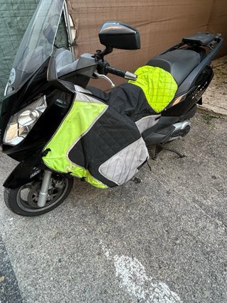 Peugeot Satelis 400 ABS Negra