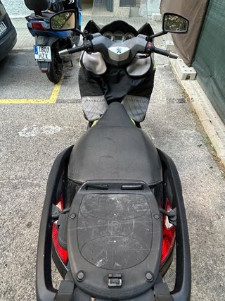 Peugeot Satelis 400 ABS Negra