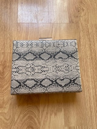 Bolso de fiesta estampado serpiente