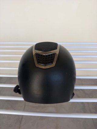 Casco de equitación negro