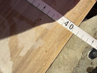 Mesa y 2 sillas formica antiguas